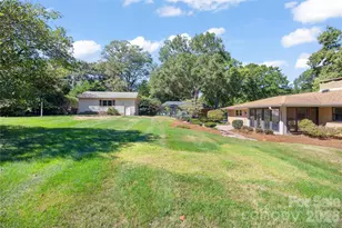 933 Coulwood Dr, Charlotte, NC 28214 - Photo 45