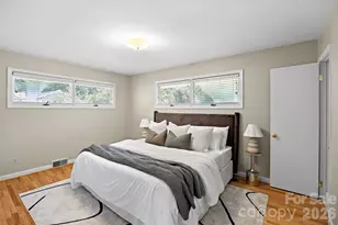 933 Coulwood Dr, Charlotte, NC 28214 - Photo 27