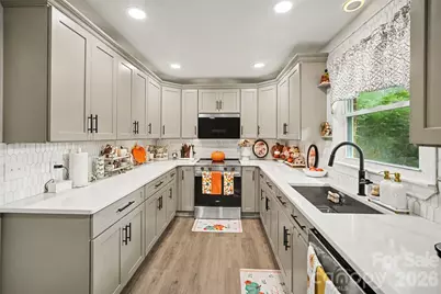 1308 E Stagecoach Trail, Lawndale, NC 28090 - Photo 13