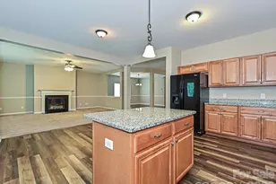 8318 Rockmoor Ridge Rd, Charlotte, NC 28215 - Photo 15