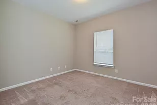 8318 Rockmoor Ridge Rd, Charlotte, NC 28215 - Photo 19