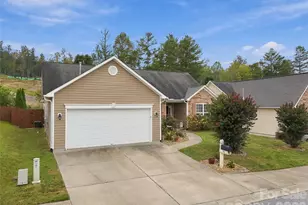 78 Brookstone Ct, Hendersonville, NC 28792 - Photo 3