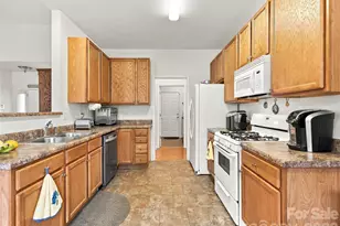 78 Brookstone Ct, Hendersonville, NC 28792 - Photo 29