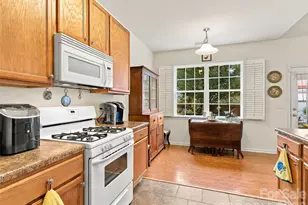78 Brookstone Ct, Hendersonville, NC 28792 - Photo 31
