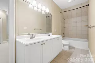 7425 Seton House Ln, Charlotte, NC 28277 - Photo 31