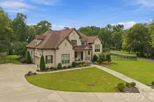 3948 Carmel Acres Dr, Charlotte, NC 28226 - Photo 5
