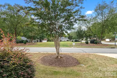 106 Miller Pointe Way, Winston Salem, NC 27106 - Photo 5