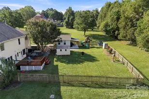 130 Ridge Creek Ct, Salisbury, NC 28147 - Photo 3