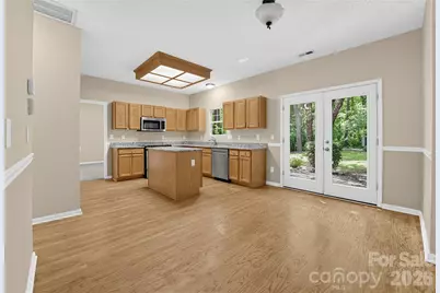 4635 Appley Mead Lane, Charlotte, NC 28269 - Photo 9