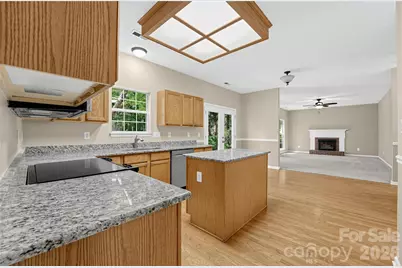 4635 Appley Mead Lane, Charlotte, NC 28269 - Photo 7