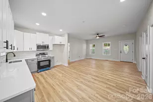 1635 Rollingwood Dr, Kannapolis, NC 28081 - Photo 9