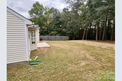 3024 Westwinds Court, Charlotte, NC 28214 - Photo 3