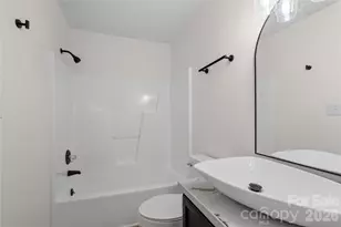 1310 Marne St, Winston Salem, NC 27107 - Photo 17