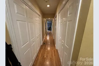 4711 Summit Avenue #4, Greensboro, NC 27405 - Photo 9