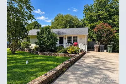 4711 Summit Avenue, Greensboro, NC 27405 - Photo 1