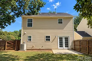4639 Trillium Fields Dr, Charlotte, NC 28269 - Photo 13