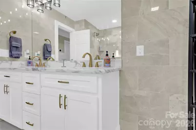 6639 Ronda Avenue, Charlotte, NC 28211 - Photo 37