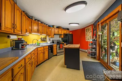 425 Bob Barnwell Road, Asheville, NC 28803 - Photo 13