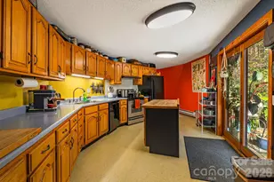 425 Bob Barnwell Rd, Asheville, NC 28803 - Photo 13