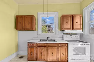 1011 Ashe Ave NW, Lenoir, NC 28645 - Photo 17
