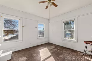 1011 Ashe Ave NW, Lenoir, NC 28645 - Photo 15
