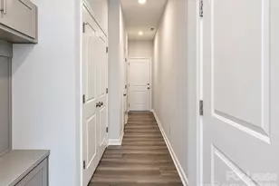 6518 Harlech St, Charlotte, NC 28269 - Photo 15