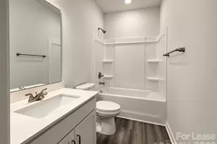 6518 Harlech St, Charlotte, NC 28269 - Photo 41