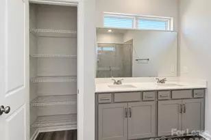 6518 Harlech St, Charlotte, NC 28269 - Photo 29