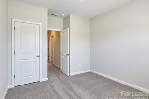 6518 Harlech St, Charlotte, NC 28269 - Photo 31