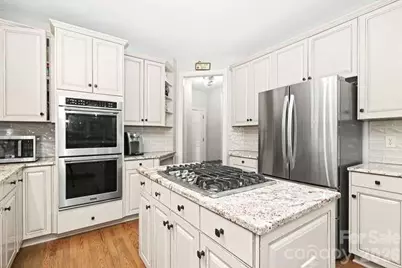 16032 Covington Point Lane, Huntersville, NC 28078 - Photo 9