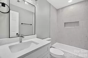 3001 Dalecrest Dr, Charlotte, NC 28269 - Photo 37