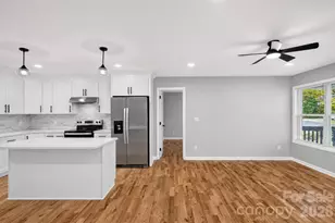 3001 Dalecrest Dr, Charlotte, NC 28269 - Photo 13