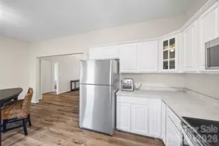 701 Peregrine Ct, Gastonia, NC 28056 - Photo 9