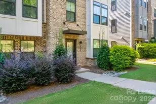 334 Chattooga Wy, Charlotte, NC 28211 - Photo 3