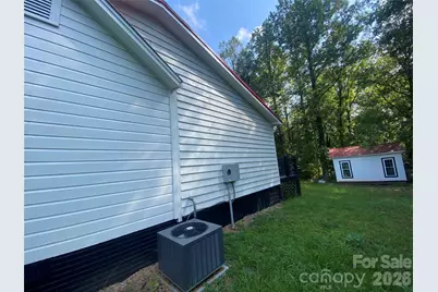 615 Vine Arden Road, Morganton, NC 28655 - Photo 7