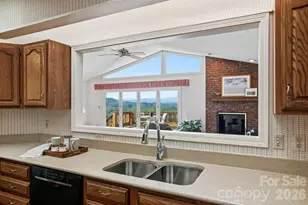 244 Mountain Valley Dr, Hendersonville, NC 28739 - Photo 11
