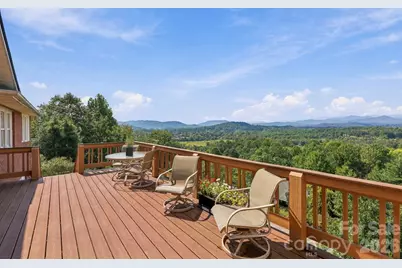 244 Mountain Valley Drive, Hendersonville, NC 28739 - Photo 9