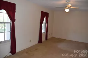 75 Laurelwood Dr, Marion, NC 28752 - Photo 19