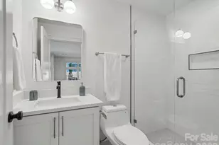 3127 Colyer Pl, Charlotte, NC 28205 - Photo 5