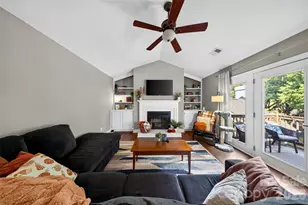 3200 Selwyn Farms Ln, Charlotte, NC 28209 - Photo 5