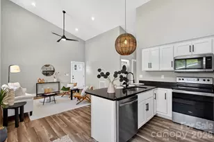 211 Hanover St, Asheville, NC 28806 - Photo 5