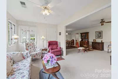 300 Dellford Court, Hendersonville, NC 28792 - Photo 9
