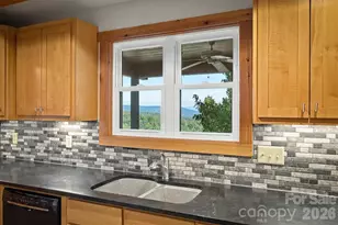 2262 Grandview Peaks Dr, Nebo, NC 28761 - Photo 23