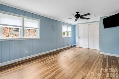 1015 Mountain View Street, Hendersonville, NC 28739 - Photo 11