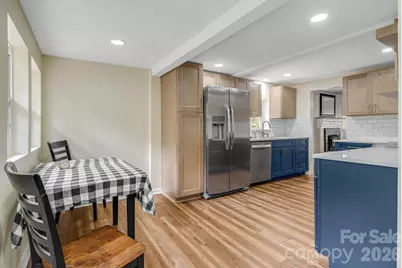 1015 Mountain View Street, Hendersonville, NC 28739 - Photo 17