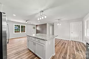 202 Rockyford St, Morganton, NC 28655 - Photo 17