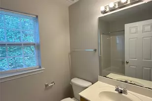 1525 Braveheart Ln, Charlotte, NC 28216 - Photo 11