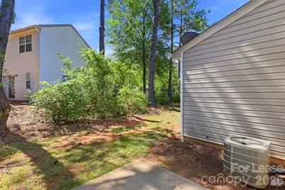 6720 Cypress Tree Lane, Charlotte, NC 28215 - Photo 25