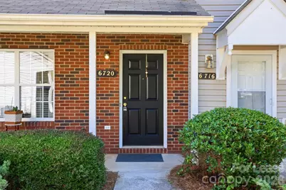 6720 Cypress Tree Lane, Charlotte, NC 28215 - Photo 3
