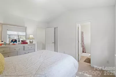 6720 Cypress Tree Lane, Charlotte, NC 28215 - Photo 17